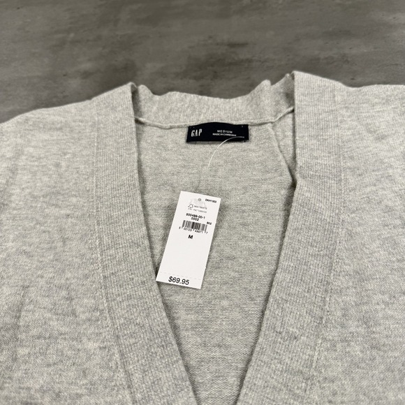 GAP Cardigan Sweater Mens‎ Medium Gray Classic Button Up CashSoft Cotton Blend - Picture 4 of 8